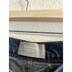 Everlane  The Original Cheeky Jean in Medium Washed Blue 30 Regular Photo 4