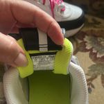 FILA  Women White, Black, and Pink Sneakers. Good condition. Photo 2