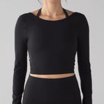 Lululemon  Arise Cropped Long Sleeve Black PTP 17" Photo 0