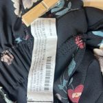 Forever 21 Black Floral Short Sleeve V-Neck Romper Women's Small Photo 8