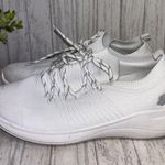 Tommy Bahama Womens Size 9.5 Golf Shoes Photo 2