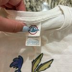 Delta Vintage  Looney Tunes T-shirt Photo 1