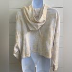Fabletics Women’s Sz L Honey Milk Magma Eco-Conscious Cropped Tie Dye Hoodie Photo 6