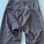 Beyond Yoga Lux Etched Fans High Rise Leggings Size Small Photo 6
