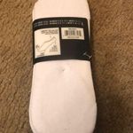 Everlast  3 pair pack white socks plus 2 free Photo 3