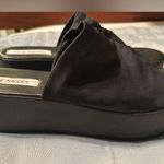 Steve Madden platform slides size 9 Black Photo 1
