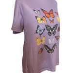 SheIn  purple butterfly novelty print lilac t-shirt size large. Photo 1