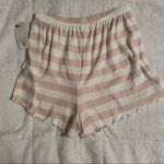 Billabong Juniors’ Striped Breeze By Shorts Photo 5