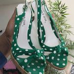 Wild Diva 2000s Green white polka dot 5” wooden open peep toe heels pumps with bow front slingback size 8 Photo 0