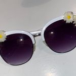 Flower Sunglasses Photo 0