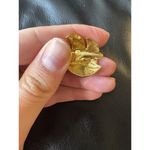 Trifari Vintage  Clip On 1 Earring Replacement White Shell Gold Women's Glam Photo 2