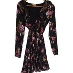 Takara  Wrap‎ Dress Spring Floral Ruffled V Neck Size Small Photo 1