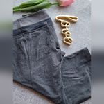 Lululemon  REVERCIBLE  GROOVE CROP Photo 6