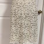 Stephanie Queller cream lace lined skirt. Size medium Photo 2