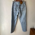 Levi's Vintage 90s 550 Light Wash Relaxed Fit Tapered Leg Jeans Made in USA 1997 Photo 4