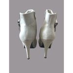 2 Lips Too Gray Ankle Booties Women’s Size 6 Ice Silver Side Zipper Y2K Photo 3