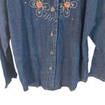 Miss & Mrs One Size Vintage 90s Denim Floral Western Button Up Denim Shirt Blue Photo 3