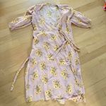 Madewell  Linen-Blend Ruffle-Cuff Wrap Dress in Dutch Dandelions medium Photo 4