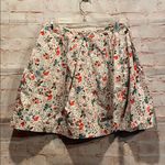 Gap  mini floral full Skirt tucked back zipper Photo 0