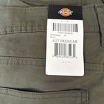 Dickies Duck Carpenter Shorts. Size 4/27 regular & 6/28 regular Photo 7