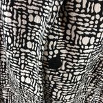 Peter Nygard  Black and White Patterned Blazer women’s Plus 22 Open Front Snap Photo 2