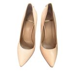 Marciano  Leather‎ Pointed Toe Pumps Cream Sz 7 Photo 2