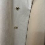 Chic Cream Trench Coat for Women Size undefined Photo 1