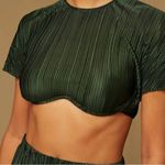 ONIA NWT Plisse Underwire Short Sleeve Crop Top Dark Forest Green Keyhole Back M Photo 4