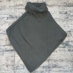 David & Young lightly worn poncho Photo 0