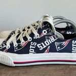 FOCO New England Patriots Low Top Repeat Women's Canvas Sneakers Size 7 #2528 White Photo 0