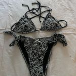 SheIn Black and White Flower Bikini Photo 0