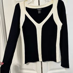 Doncaster Vintage  Collection Black and White Women's contemporaryTop Size Medium Photo 0