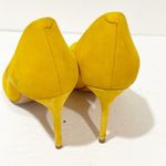 Schutz  Size 9B Lou Pump Yellow Velvet Heel Shoe Leather Sole Photo 4
