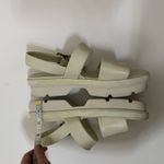 Vince . Bowie Lug Sandal in Moonlight White Leather strappy platform sandals 9.5 Photo 3