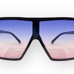 new Oversize Retro Flat Top Translucent Sunglasses ☀︎︎ Black / Blue Pink Lens Photo 10