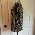 Sunny Leigh  short sleeve scoopneck circle blouse Photo 2