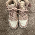 Nike Dunk High Women’s High Photo 3