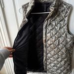 Athleta Women’s Whisper Featherless Quilter Puffer Vest L Photo 4