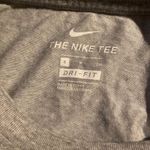 Nike  long sleeve shirt Photo 4
