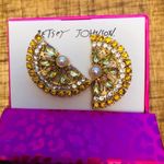 Betsey Johnson  Lemon Wedge Rhinestone Earrings Yellow Gold Tone NWT Photo 1