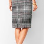 Talbots | HOUNDSTOOTH | WOOL | TO THE KNEE SKIRT | KICKBACK SLIT Photo 2
