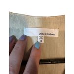 June & Hudson Pale Yellow Short Sleeve V Photo 6