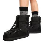 Truffle Collection  Snowboots in Black, Size M(7-8)​​​​ Photo 0