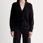 Everlane The Boxy Cardigan in Everyday Cotton in Black, Size Small Photo 1