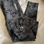 Gymshark  Adapt Seamless Camo Leggings Black Gray Print ‎ size XS Photo 2