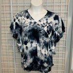 Young Fabulous and Broke Women’s  Flutter Sleeve Top Size L Photo 0