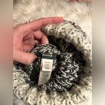 Roots  Knit Pom Beanie 🤍❄️ Photo 2