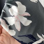 Athleta Aqualuxe Floral Wildflower Adjustable Bra-Sized Bikini Top 36B/C Gray Photo 7