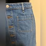 Loft EUC Medium Wash Denim Button Front Frayed Mini Skirt size 00P Photo 2