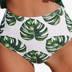 Cupshe New!! Women’s two piece green leaf bikini Small Photo 1